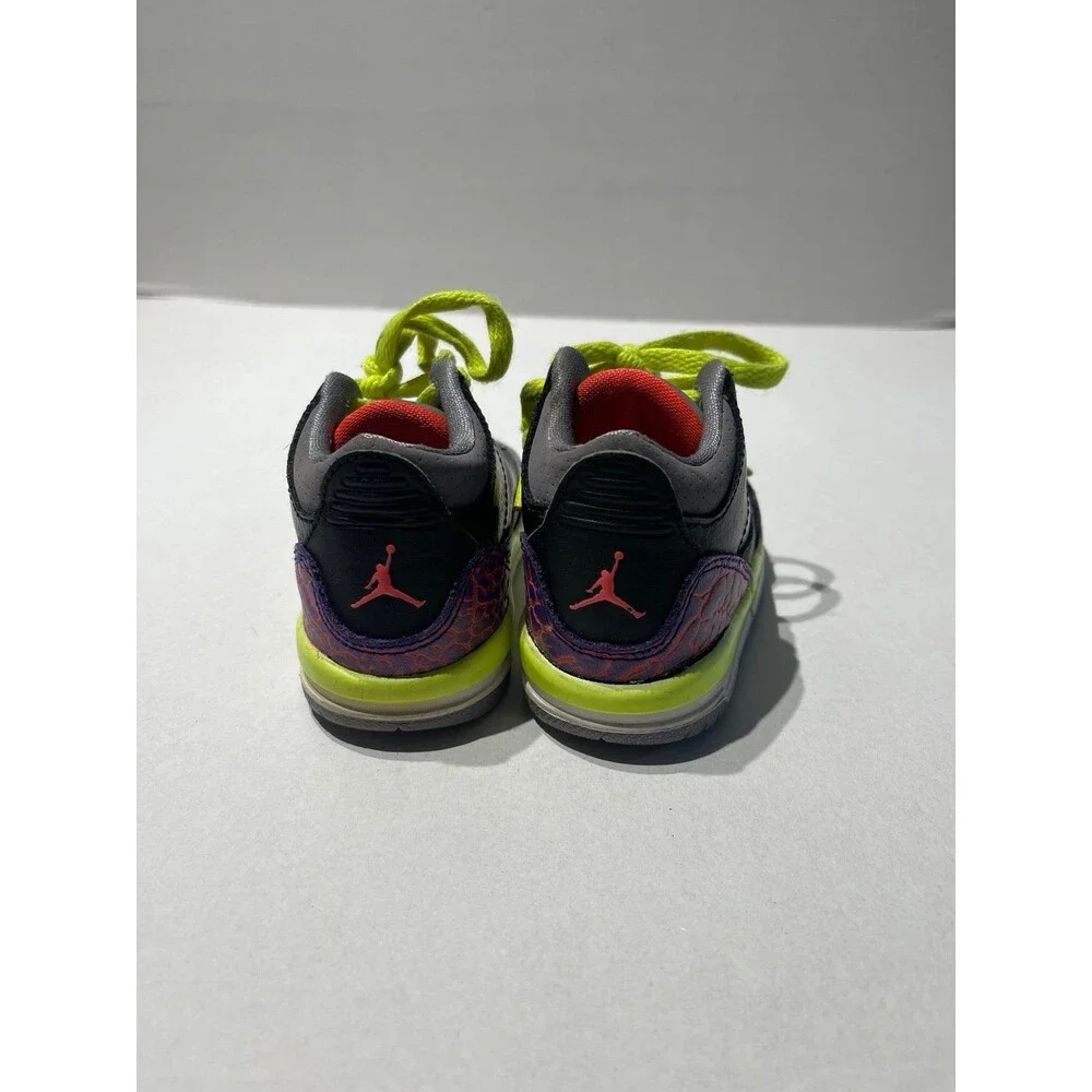 Jordan 3 Retro 832033-039 Black/Atomic Red/Cement Grey/Volt Size 5C